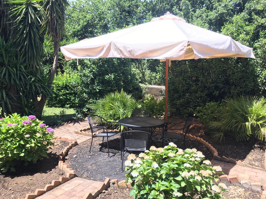Bed And Breakfast Il Glicine Piedimonte Etneo Exterior photo