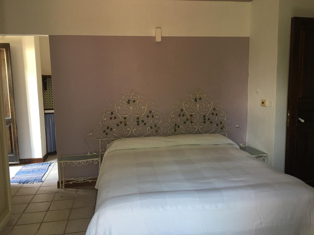 Bed And Breakfast Il Glicine Piedimonte Etneo Exterior photo