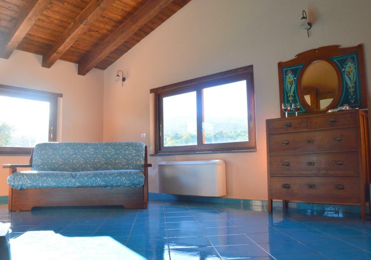 Bed And Breakfast Il Glicine Piedimonte Etneo Exterior photo